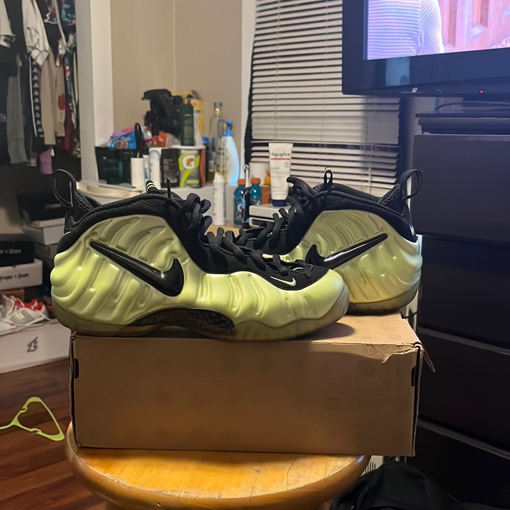 Electric Green Nike air foamposite